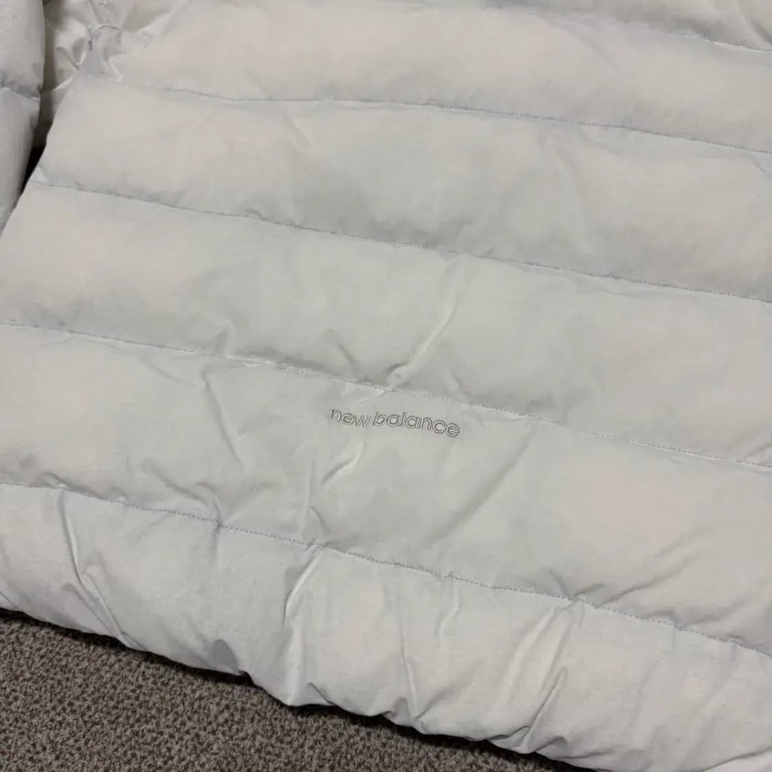 L 뉴발란스 패딩 여성 상품이미지9