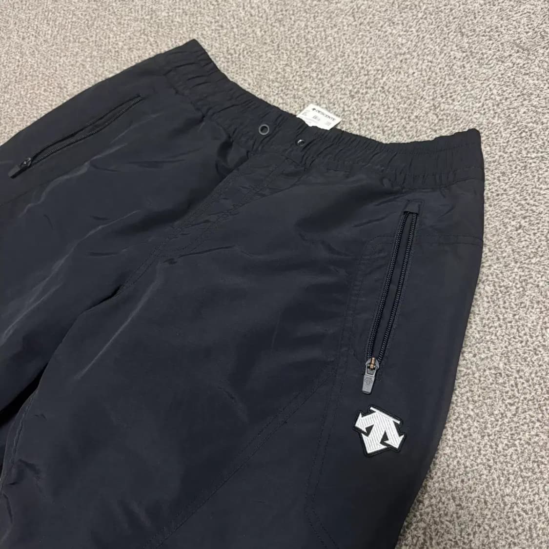 85 데상트 캐나다 바지 상품이미지2