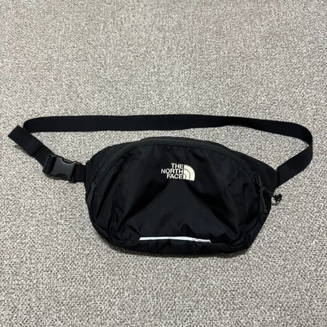 노스페이스 크로스백 상품이미지1