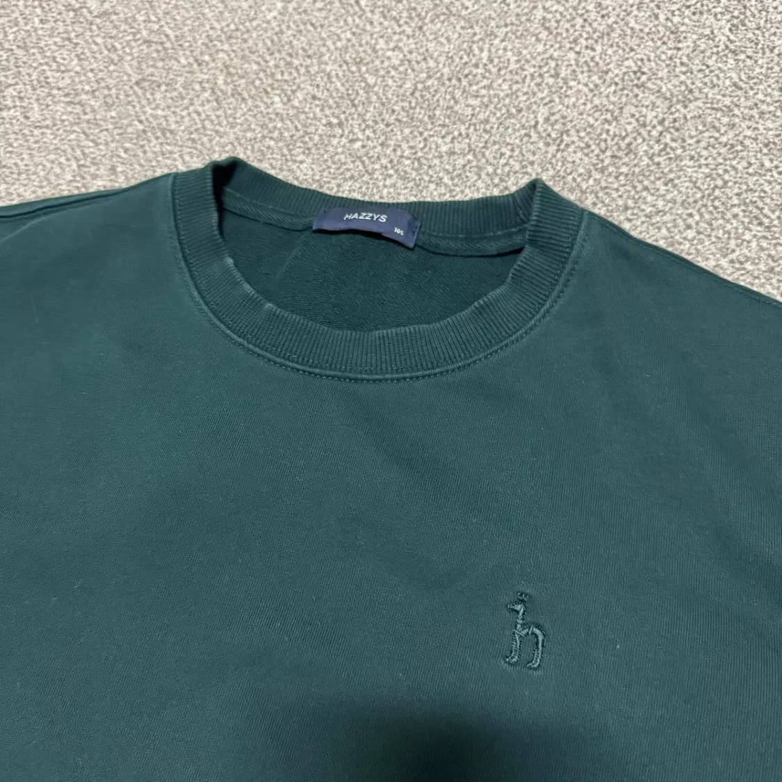 105 헤지스 맨투맨 상품이미지2