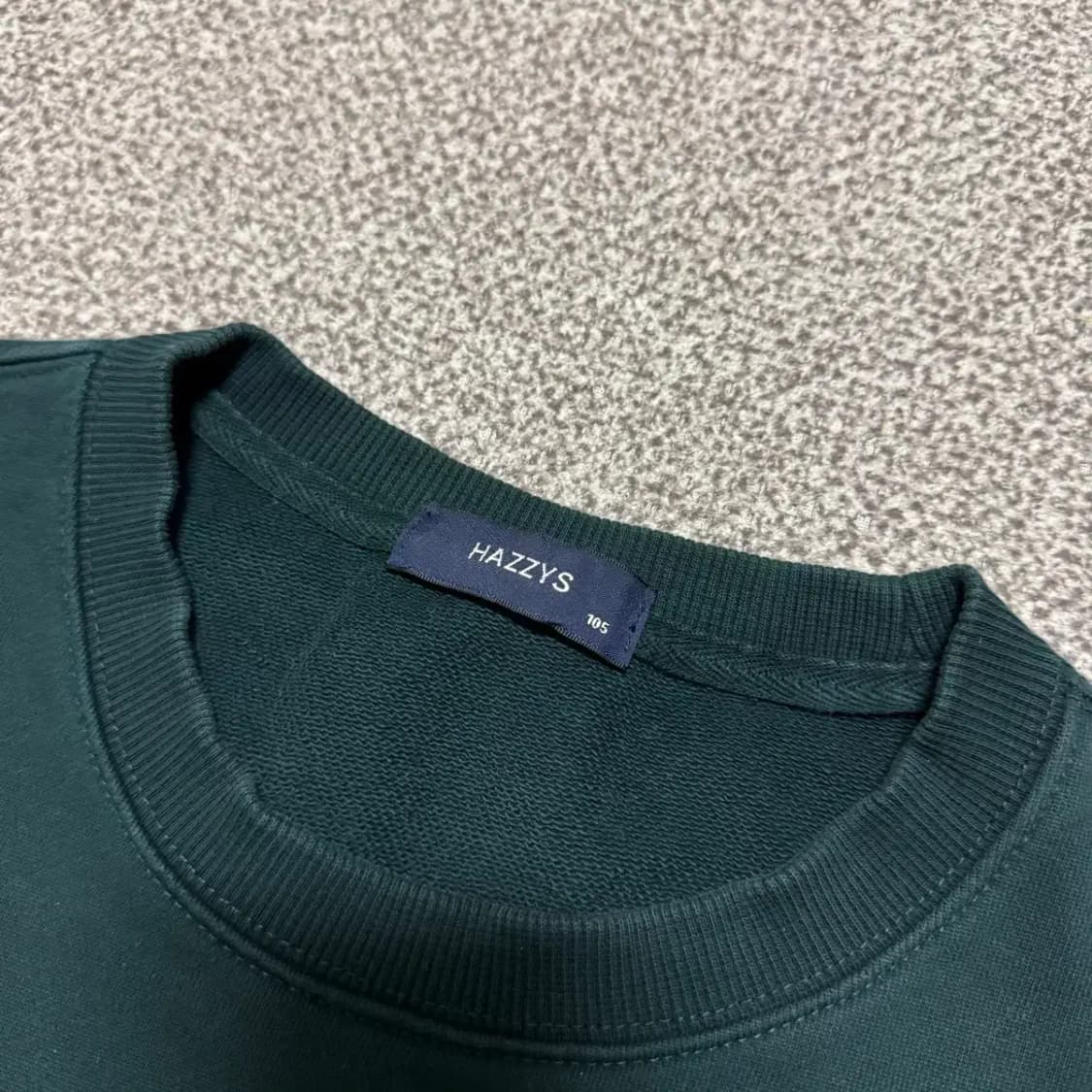 105 헤지스 맨투맨 상품이미지3