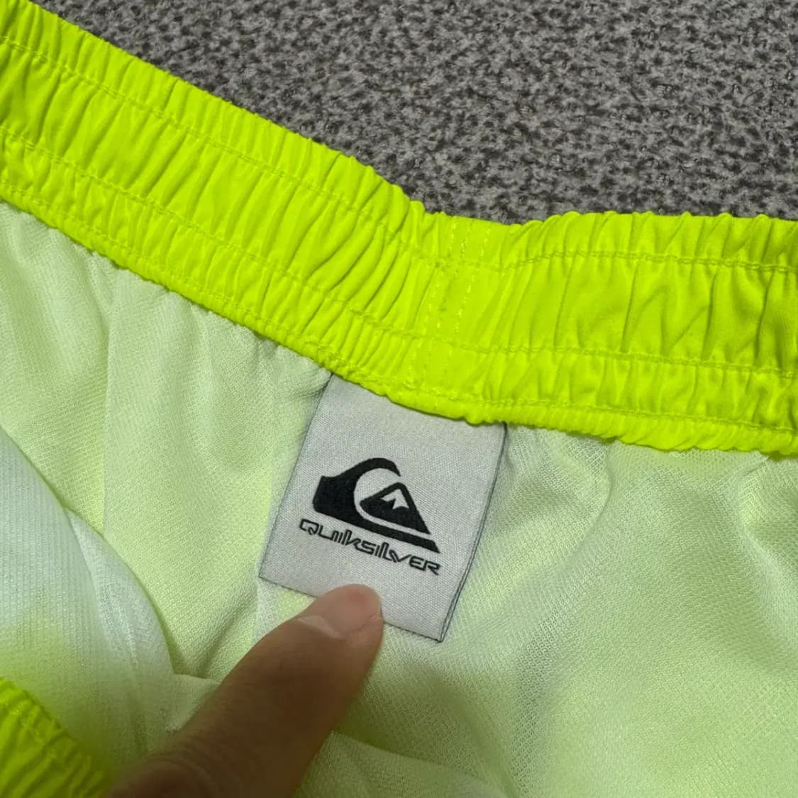 Xs 퀵실버 형광 반바지 상품이미지4