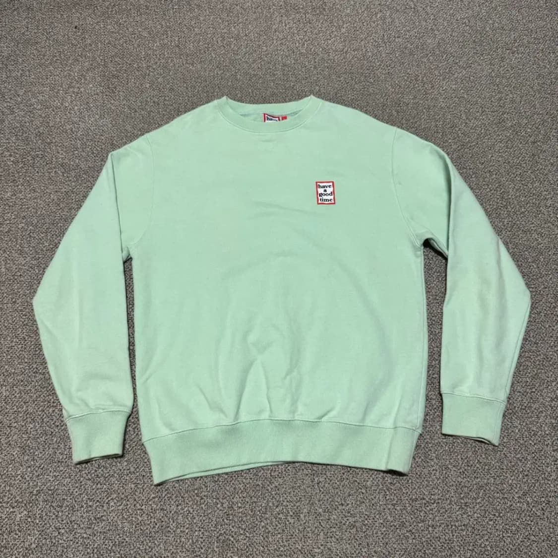 L 헤브어굿타임 맨투맨 상품이미지1