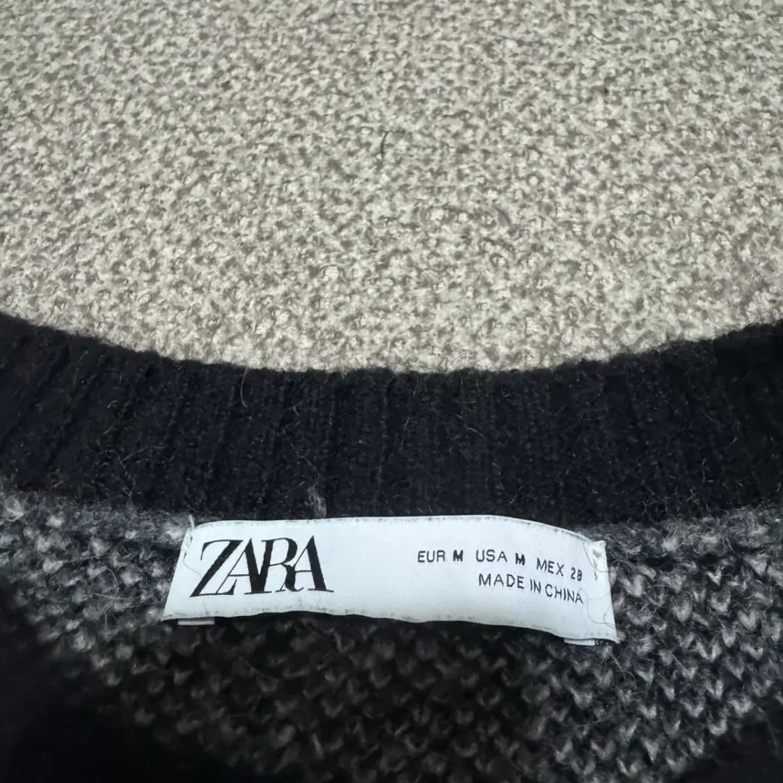 M 자라 아가일 니트 상품이미지4