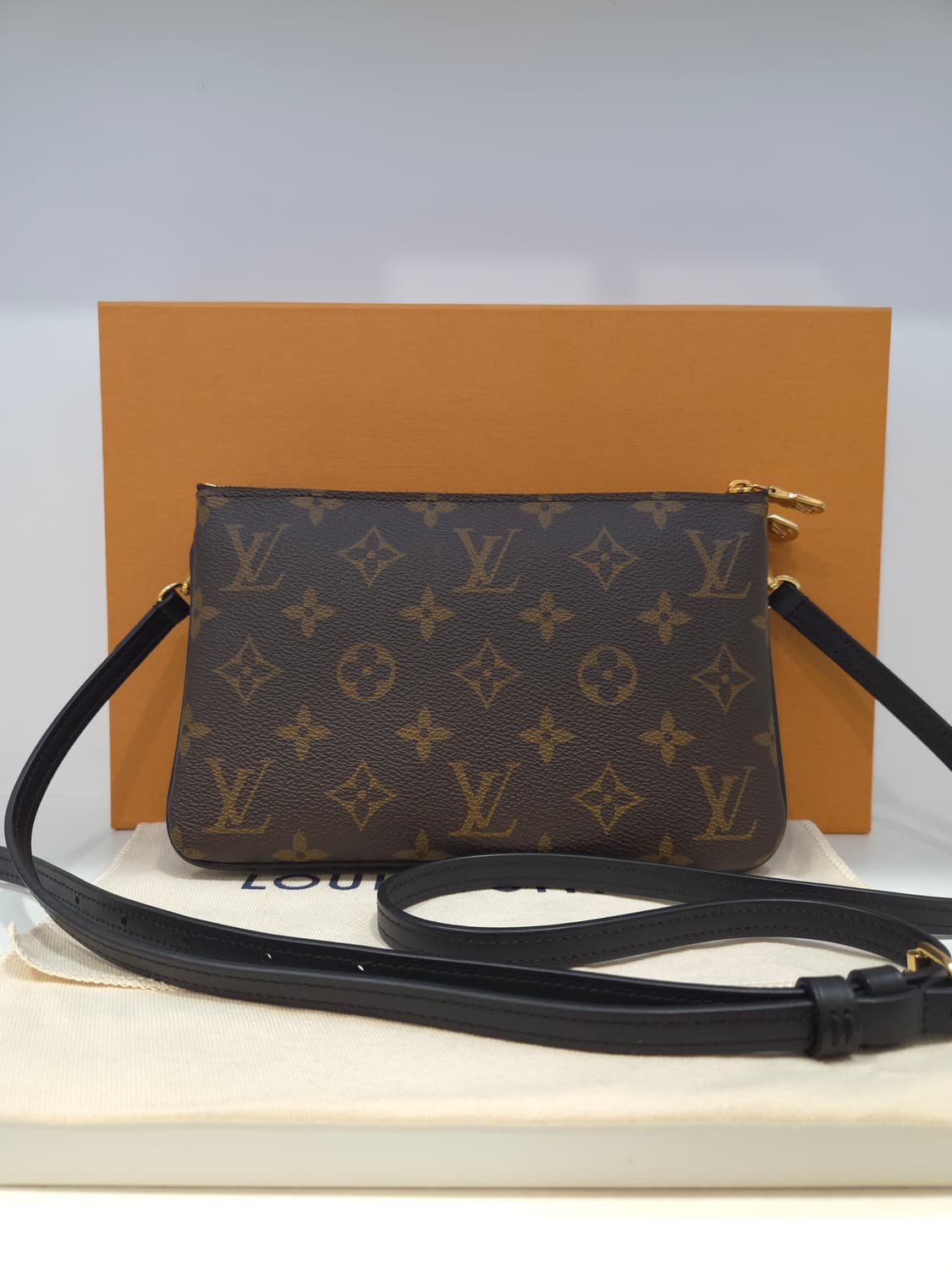 루이비통 포쉐트 더블집 크로스백 (수수료X) 상품이미지1