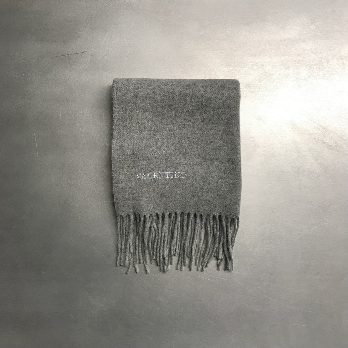 발렌티노 그레이 머플러 상품이미지2