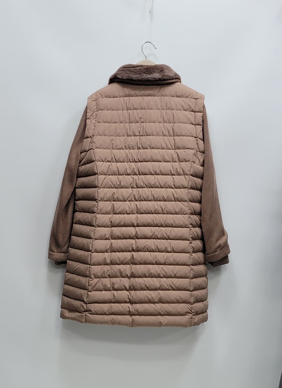 Wolsey 21FW 울시 니트 소매 다운 패딩 코트 / 여 105
 상품이미지2