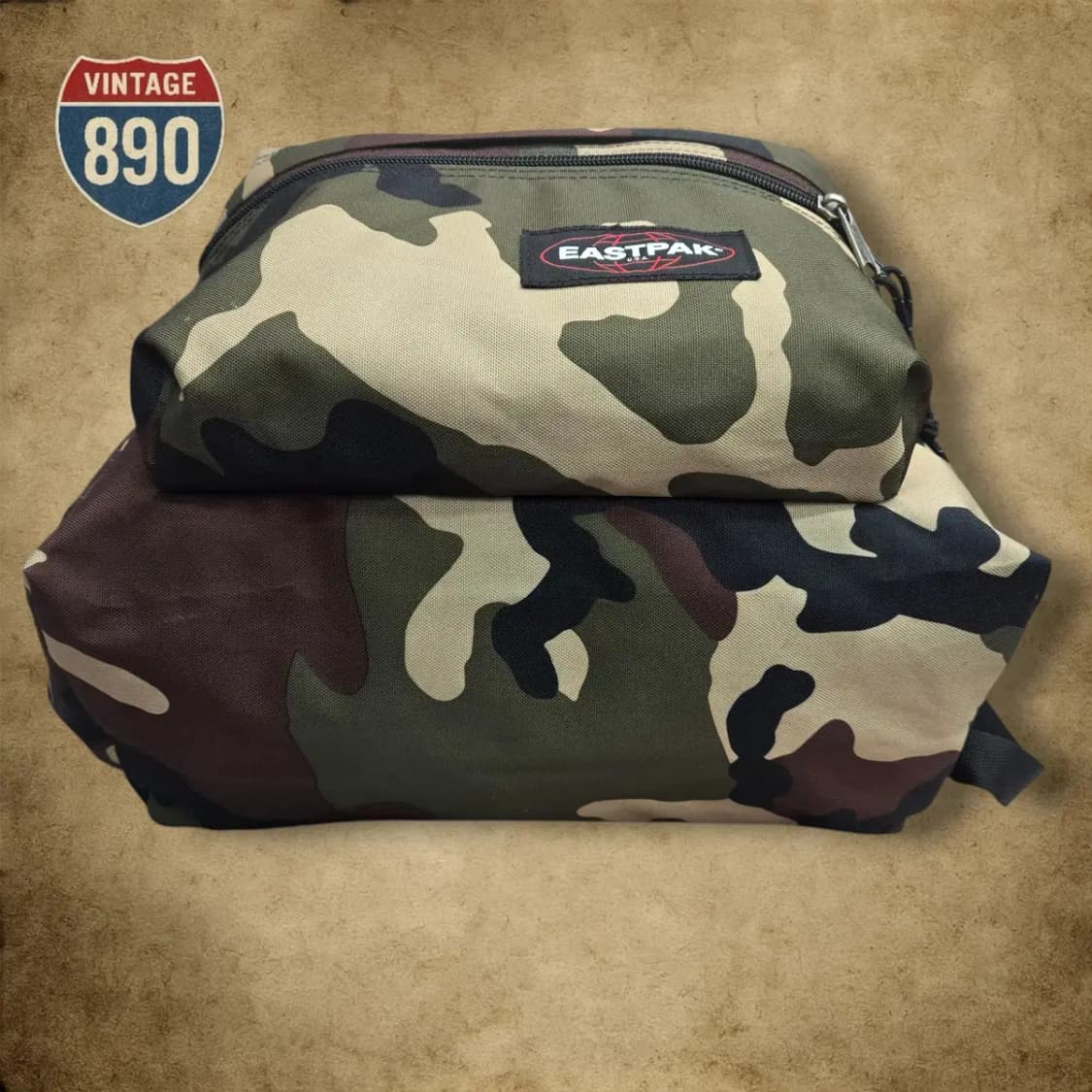 EASTPAK 이스트팩 패디드 지플러 카모 백팩 상품이미지5