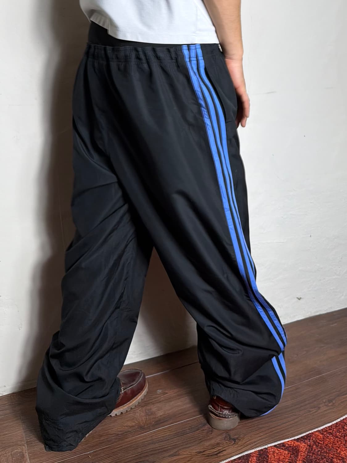 아디다스 올드스쿨 츄바 상품이미지1