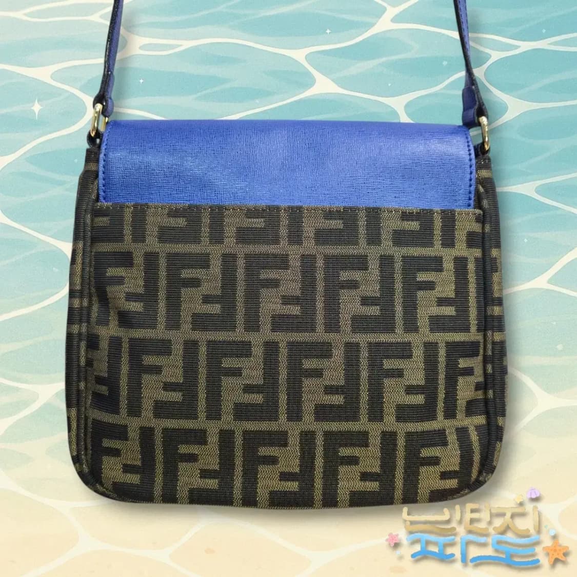 감정서O FENDI 펜디 주카 플랩 크로스백 상품이미지4