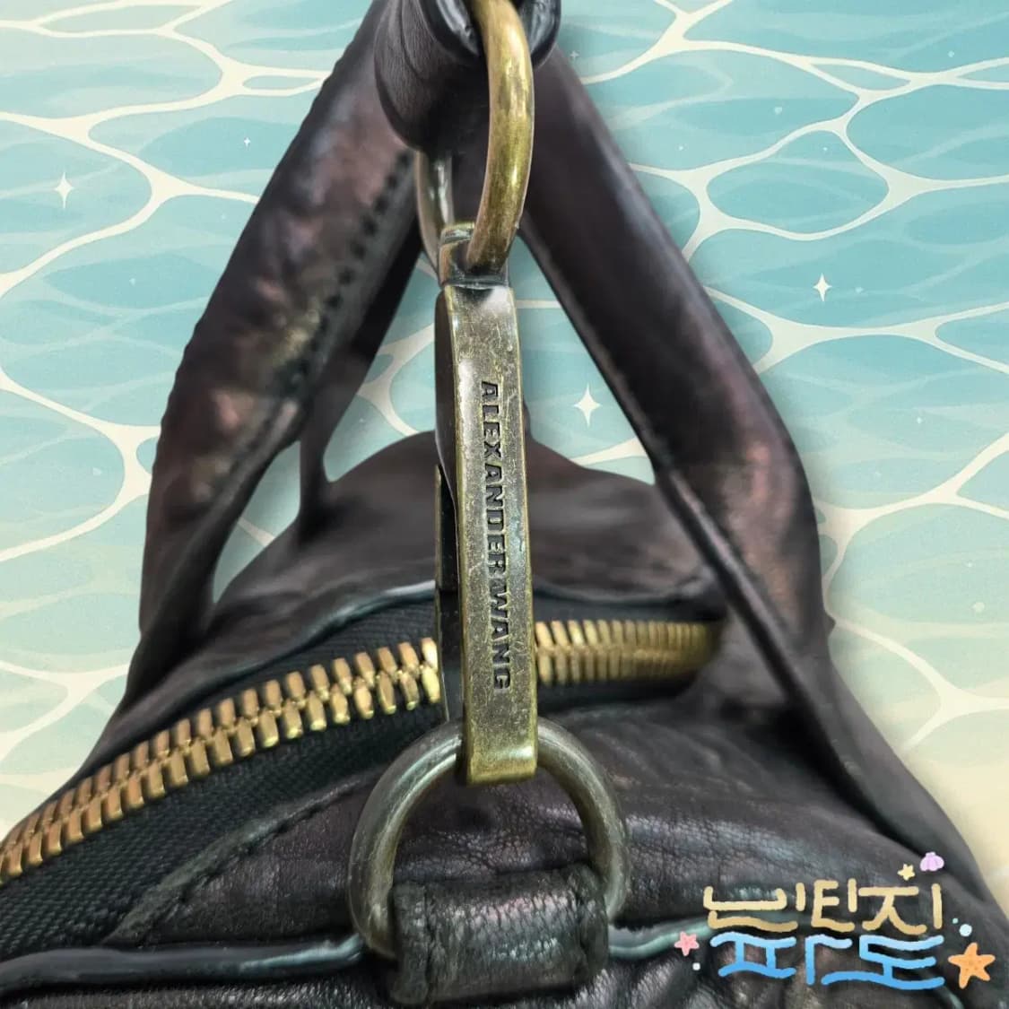 알렉산더왕 로키 크로스백 상품이미지6