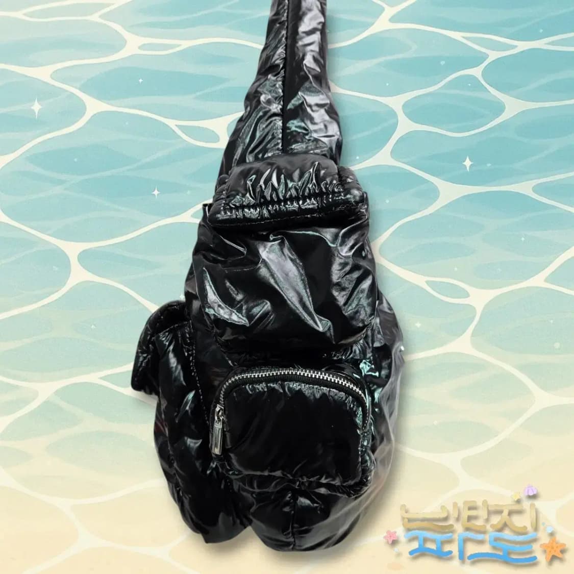 BADBLOOD 배드블러드 크루저 멀티카고 숄더백 패딩 오닉스 상품이미지3