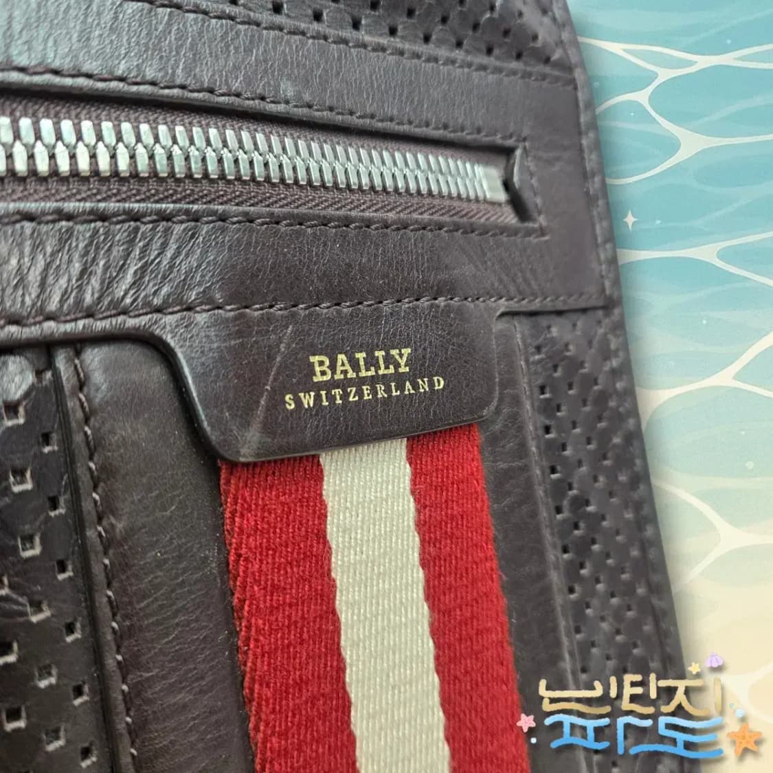 BALLY 스위스제 발리 펀칭 레터 크로스백 상품이미지7