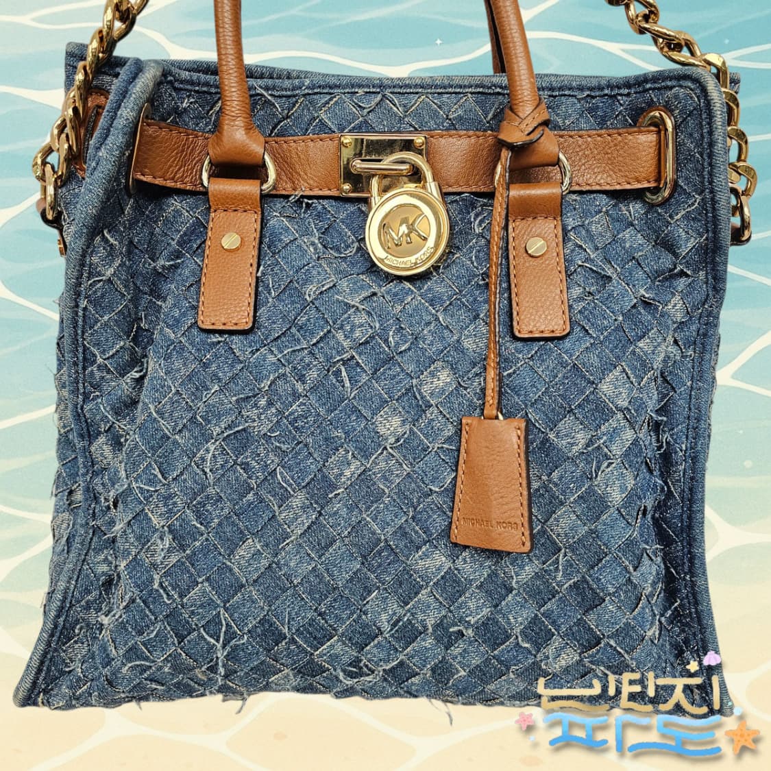 마이클코어스 해밀턴 데님 사첼백 상품이미지2