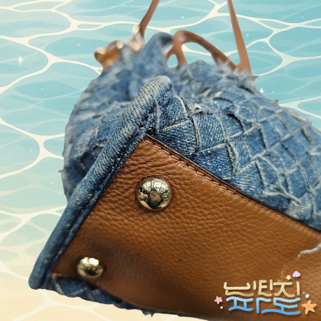 마이클코어스 해밀턴 데님 사첼백 상품이미지7