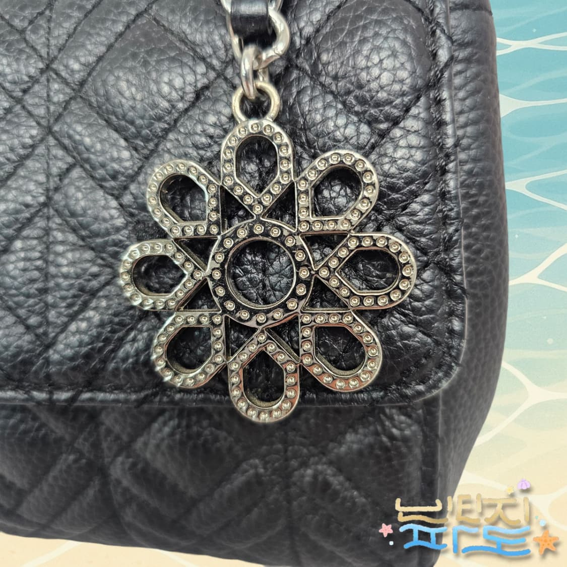 러브캣 퀼팅 플라워 참 체인백 상품이미지3