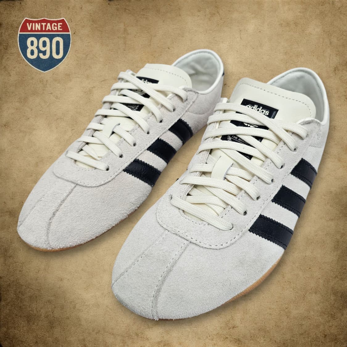 [265] adidas 아디다스 도쿄 오프 화이트 스니커즈 상품이미지1