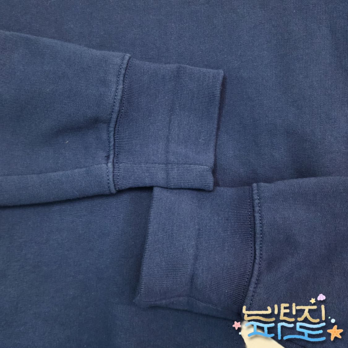 S 칼하트WIP 컬리지 네이비 후드티 상품이미지4