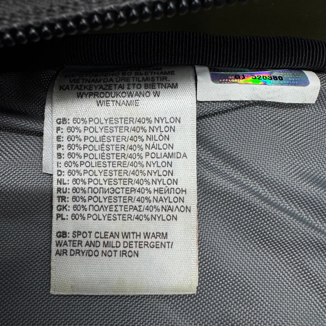 노스페이스 고프코어 카키 백팩 상품이미지9