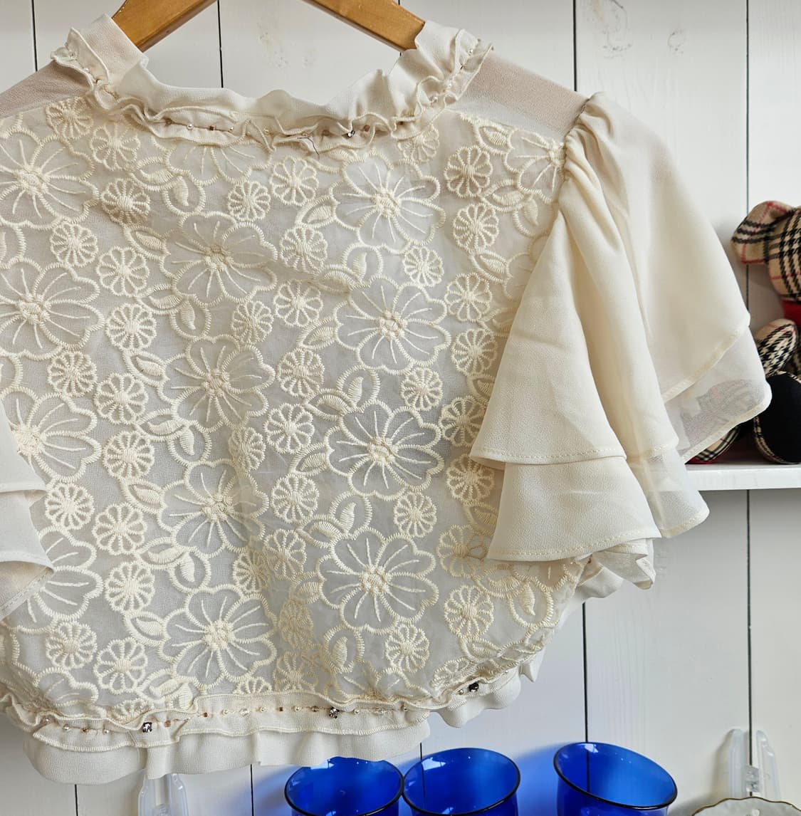 0327 아이보리 프릴 비즈 쉬폰 숏 볼레로 상품이미지7