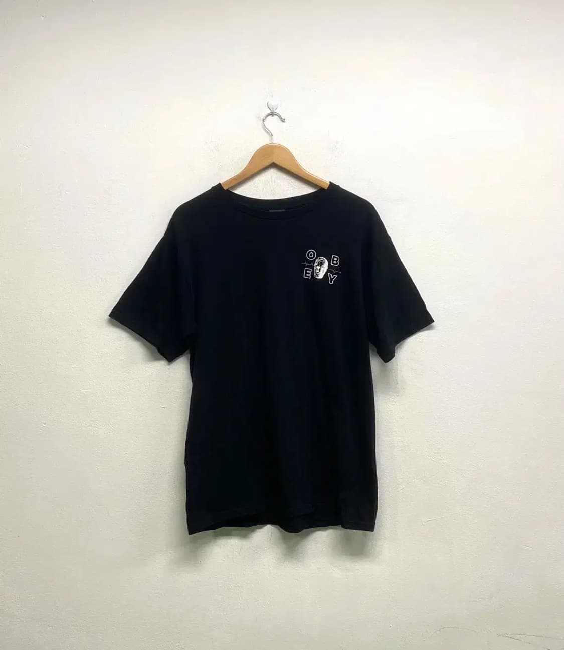 오베이 OBEY 반팔티 블랙 L 상품이미지1