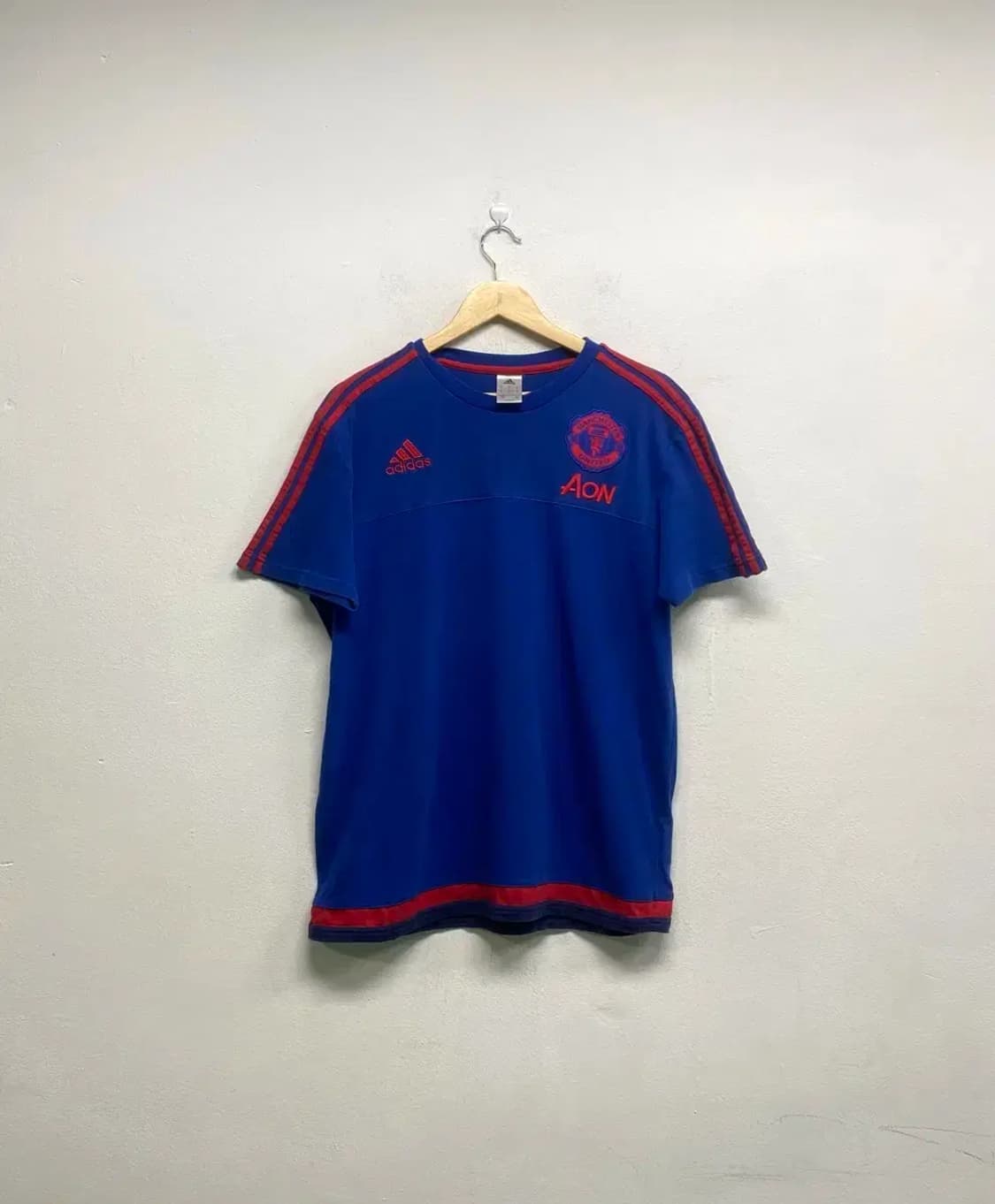 아디다스 맨유 맨체스터 스웨트탑 반팔티 L 상품이미지1