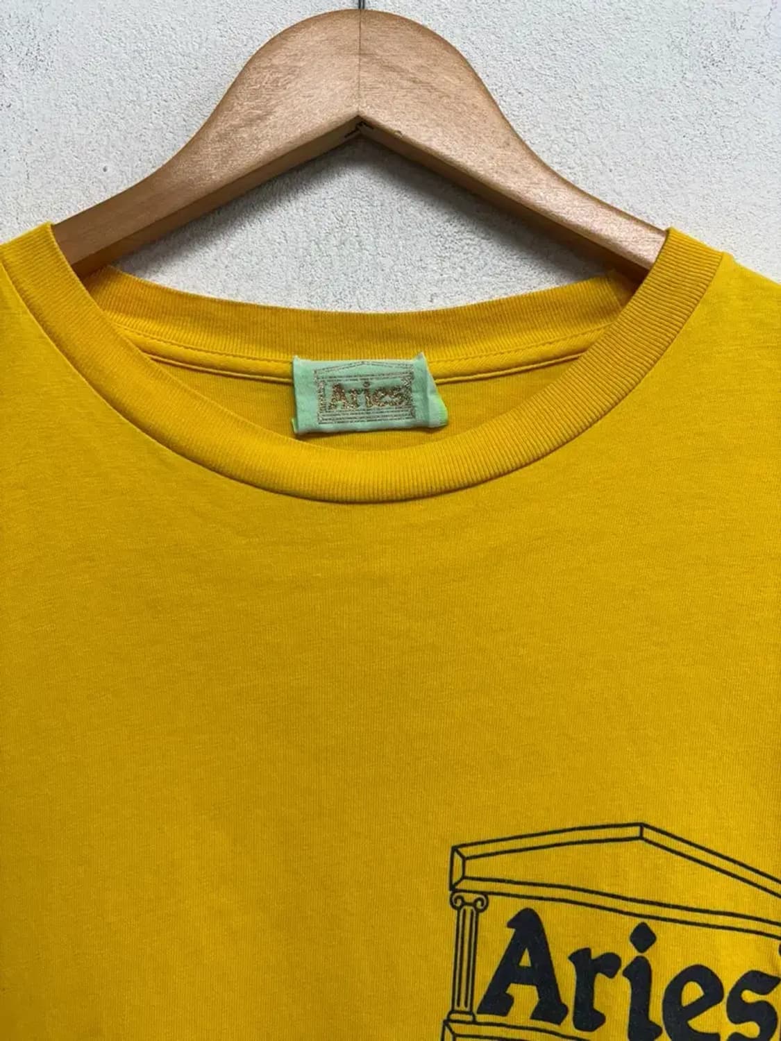 에리즈 템플 Aries Temple T-Shirt XL 상품이미지5