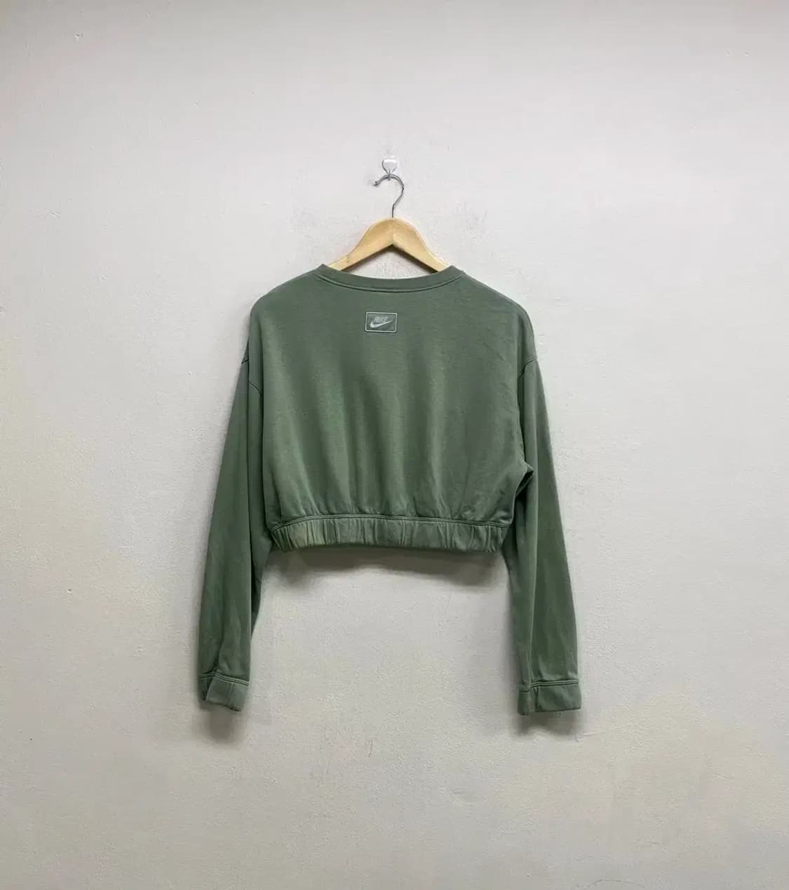 나이키 스우시 크롭 맨투맨 S 상품이미지3