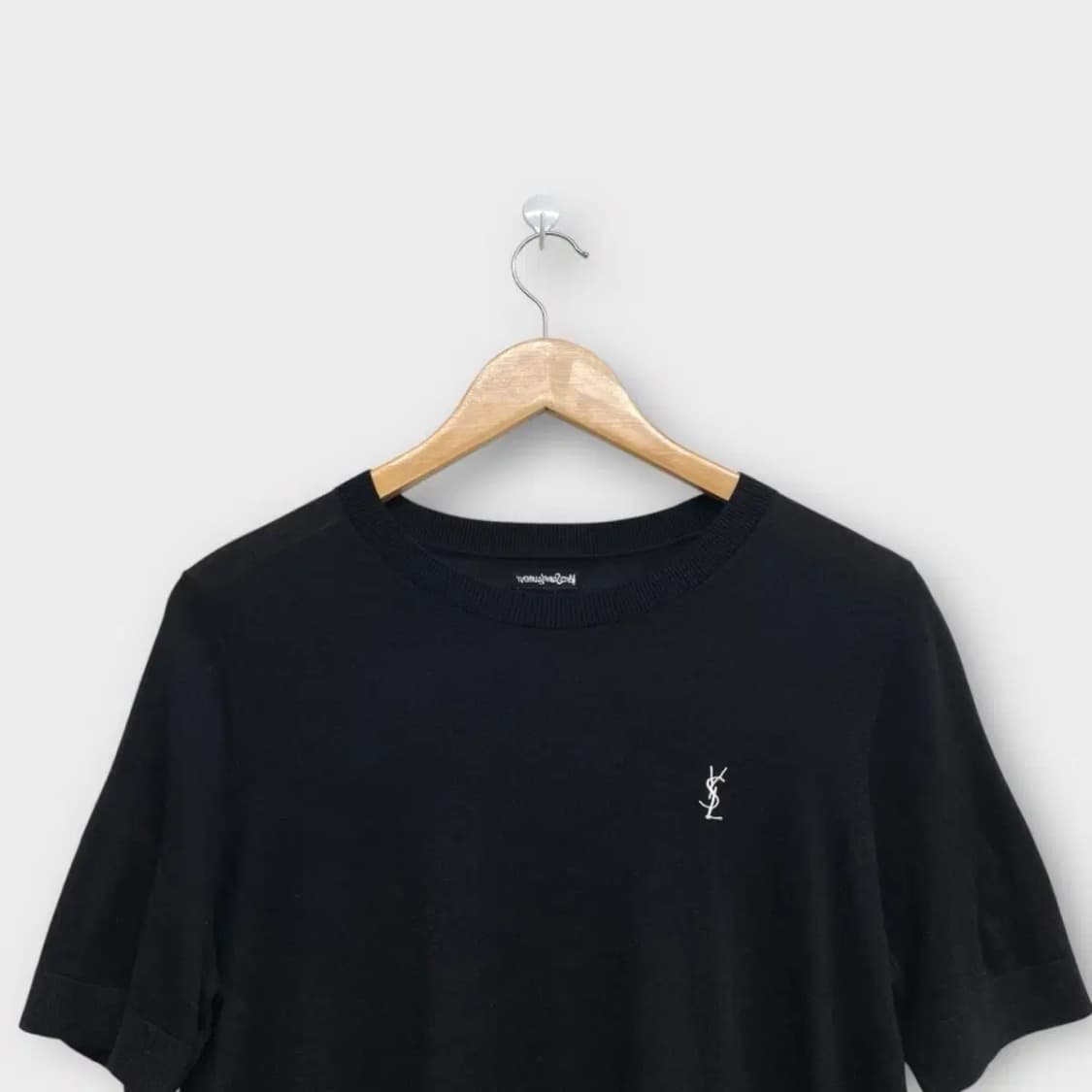 생로랑 YSL Saint Laurent Paris 클래식 반팔니트 상품이미지2