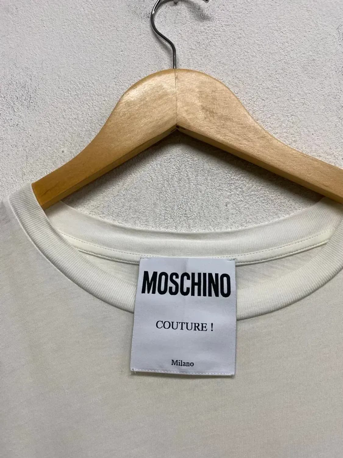모스키노 쿠튀르 로고 프린트 티셔츠 L-XL 상품이미지4