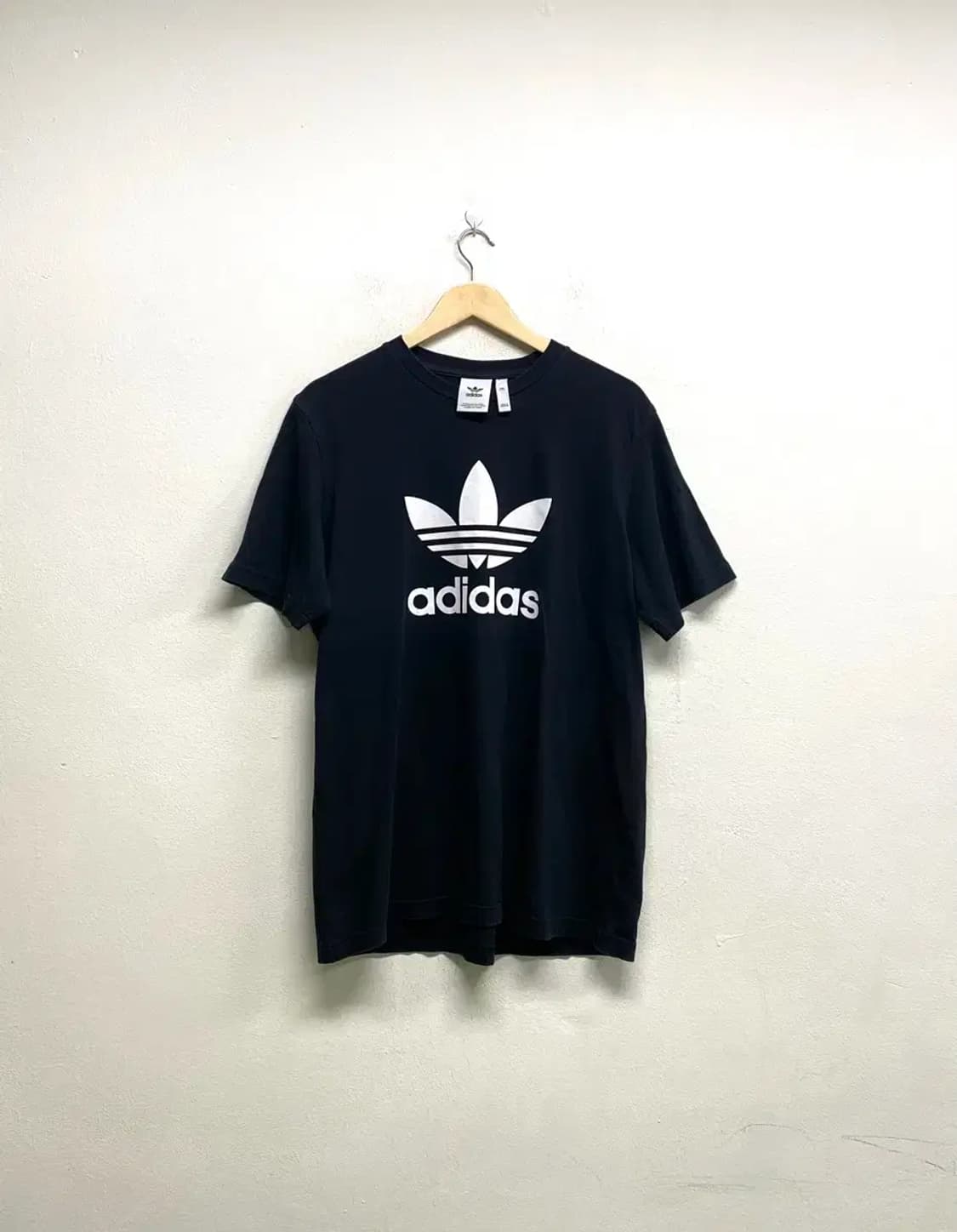 아디다스 불꽃 반팔 티셔츠 2XL 상품이미지1