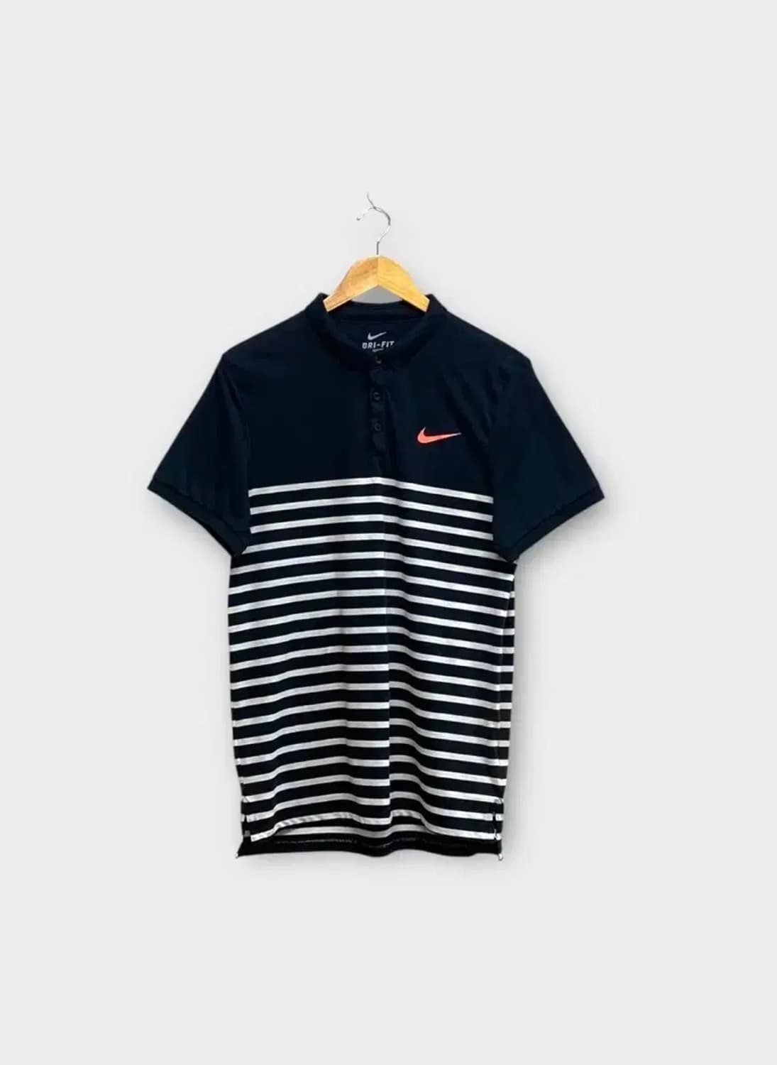 나이키 스우시 스트라이프 드라이핏 카라티 M 상품이미지1