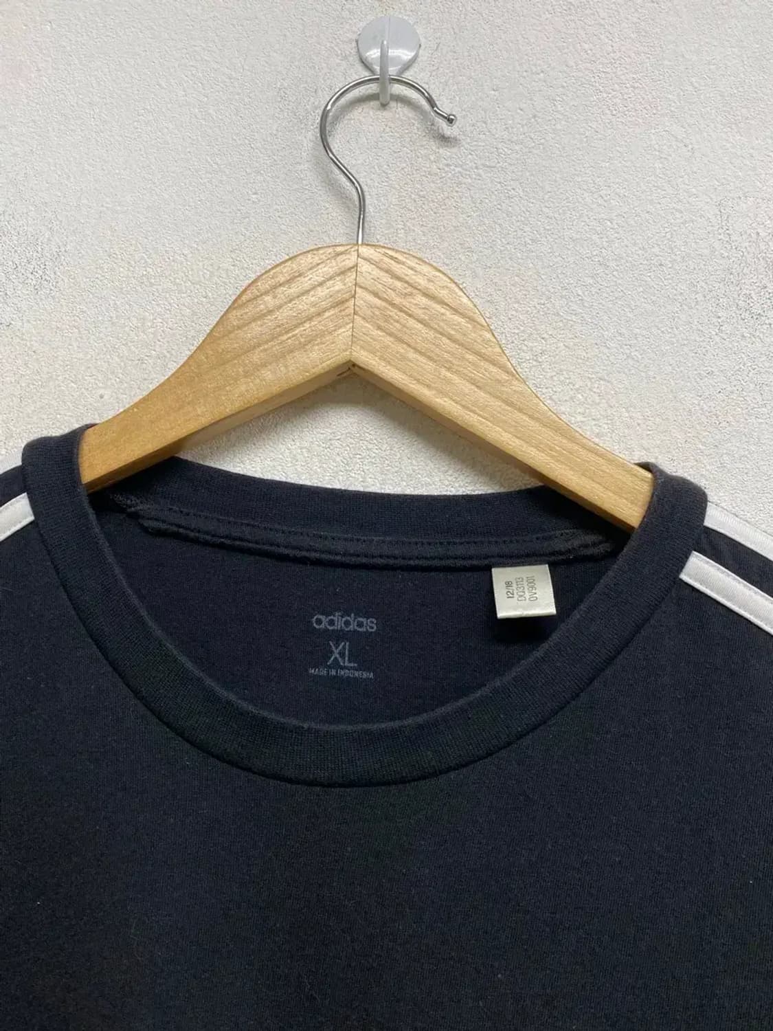 아디다스 에센셜 3S 반팔티 블랙 L 상품이미지4