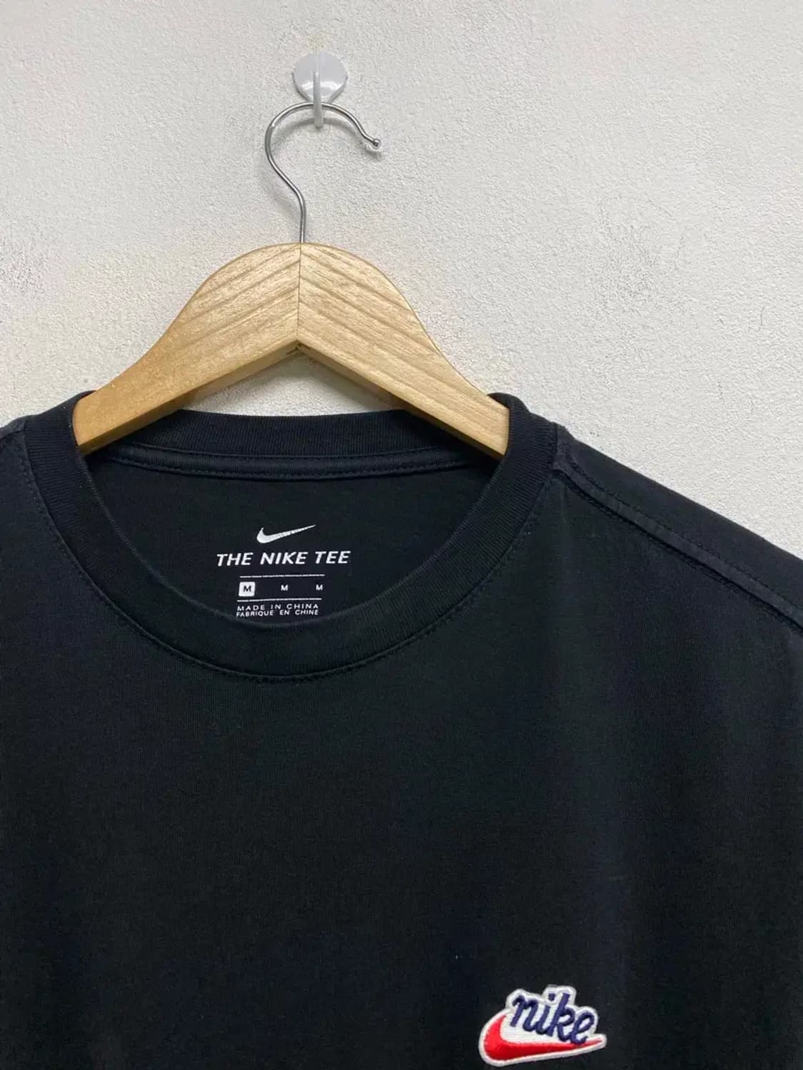 나이키 헤리티지 블랙 반팔티 M 상품이미지3