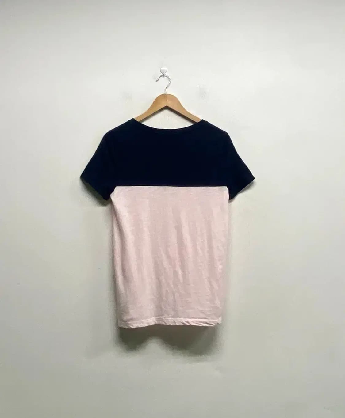 타미힐피거 투배색 라운드 반팔티 S-M 상품이미지4