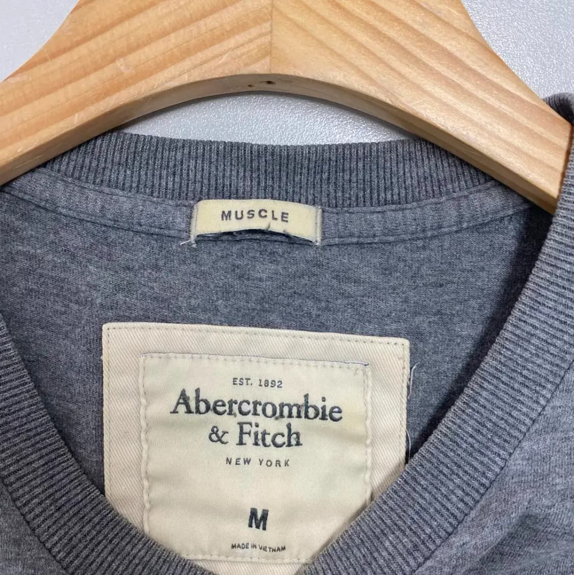 아베크롬비 라운드 티셔츠 M 상품이미지6