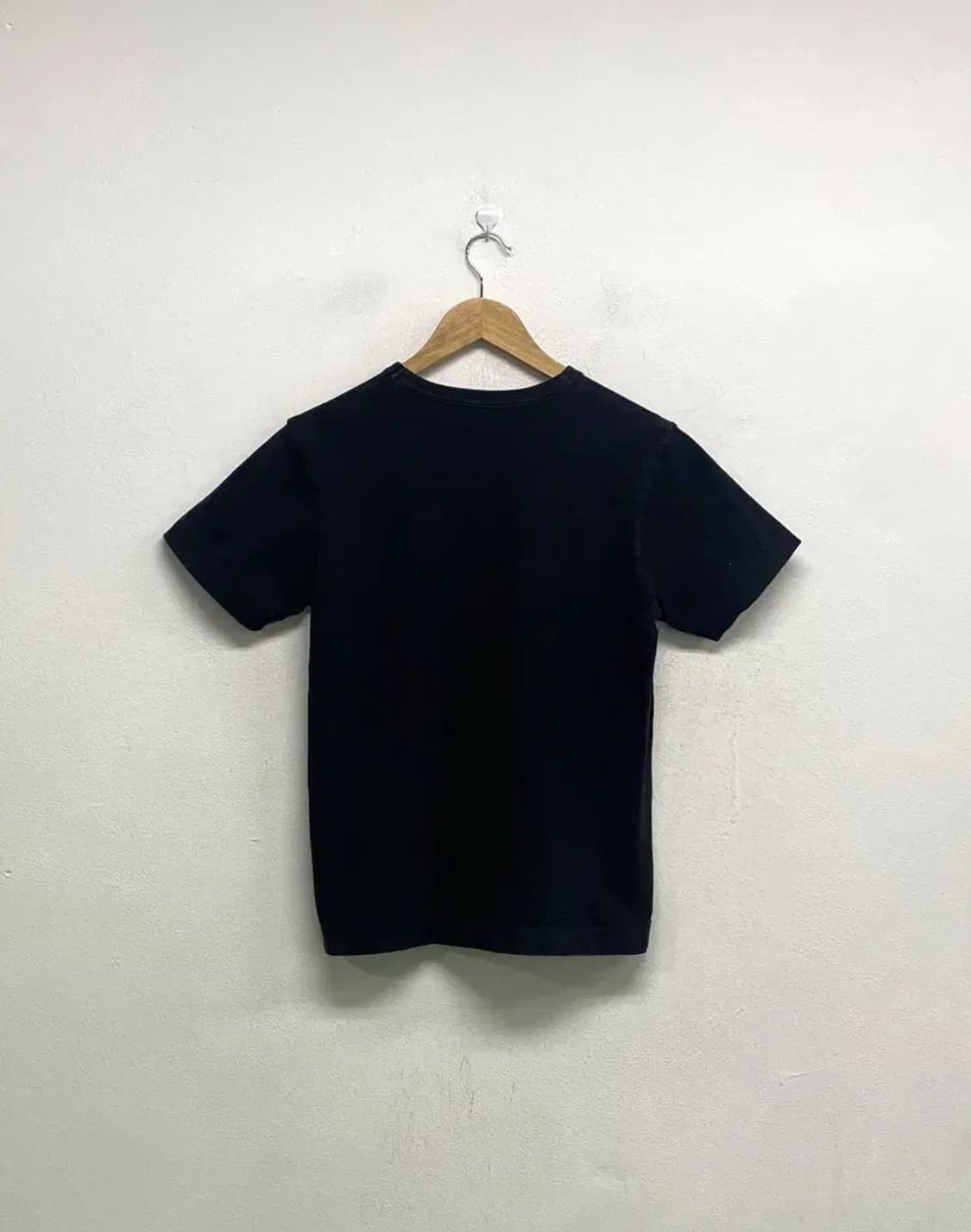 꼼데가르송 플레이 블랙 티셔츠 S-M 상품이미지3