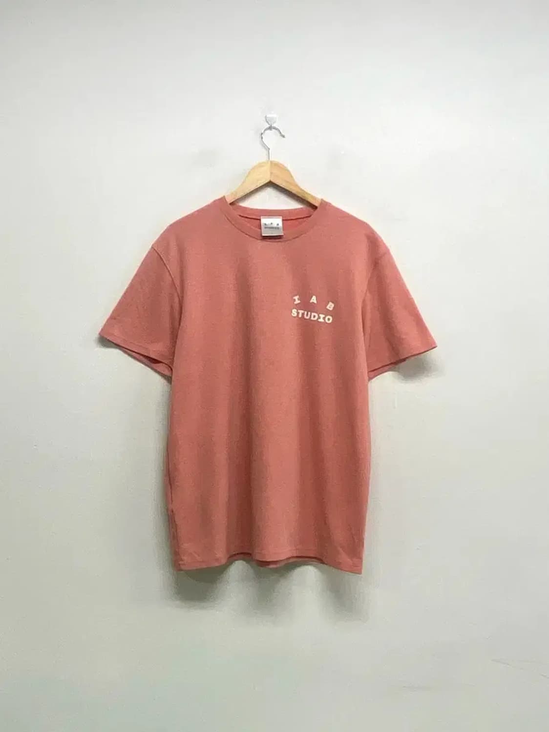 아이앱스튜디오 살몬 T-Shirt Salmon L 상품이미지1