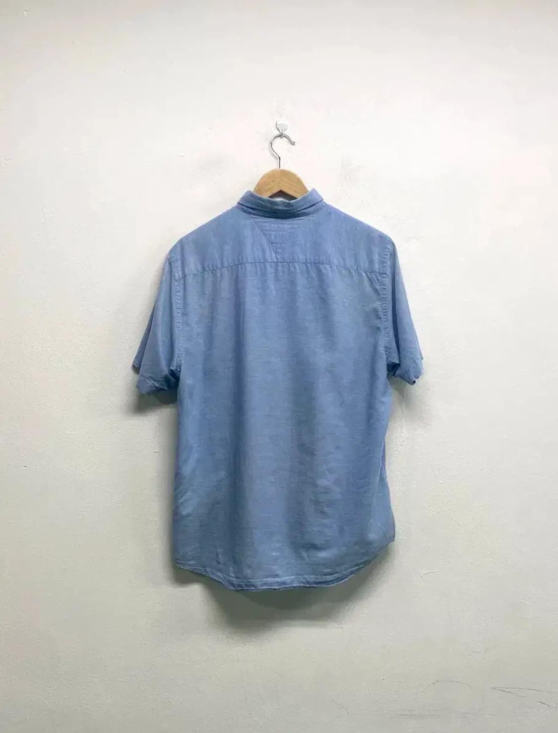 타미힐피거 린넨 솔리드 연블루셔츠 M-L 상품이미지3