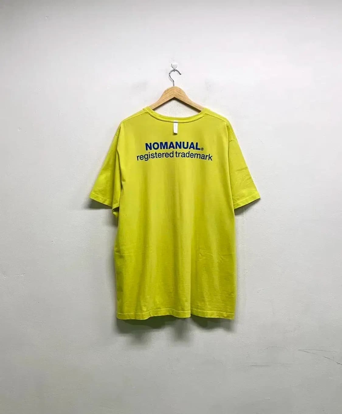 노메뉴얼 NEON GREEN  T-SHIRT - XL 상품이미지5