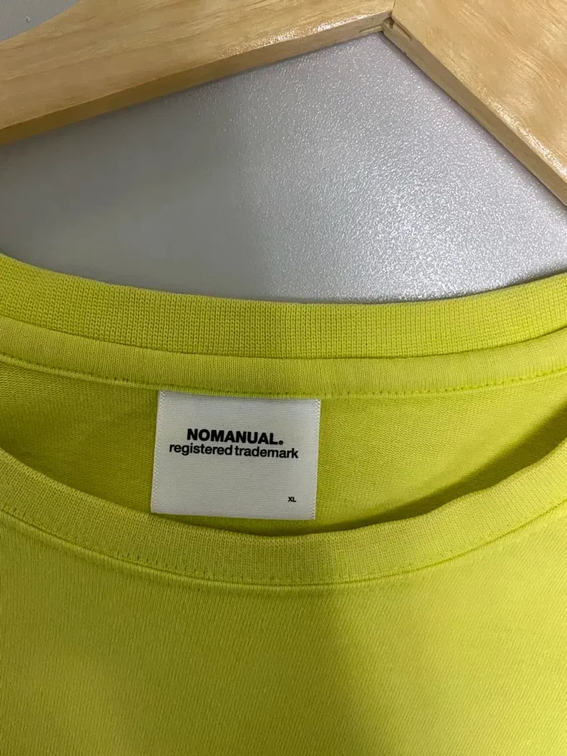 노메뉴얼 NEON GREEN  T-SHIRT - XL 상품이미지6