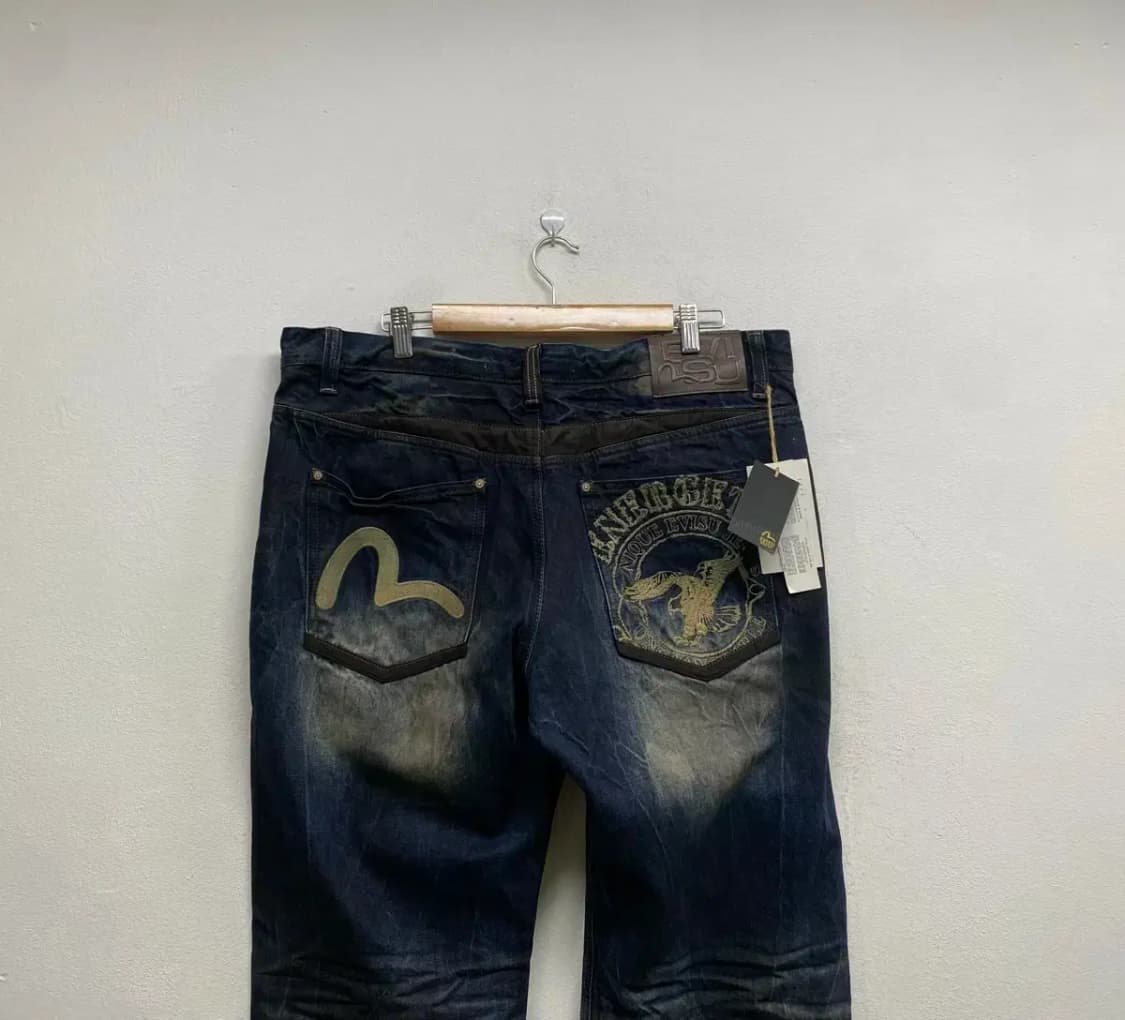 [새상품] 에비수 스트레이트핏 독수리자수 워싱진 38 상품이미지5