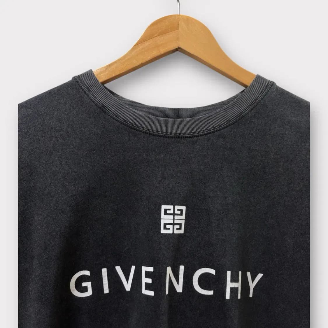 지방시 GIVENCHY 4G로고 라운드  L 상품이미지4
