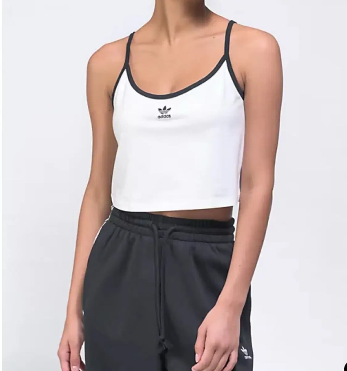 아디다스 운동복 Strap Top M 상품이미지3