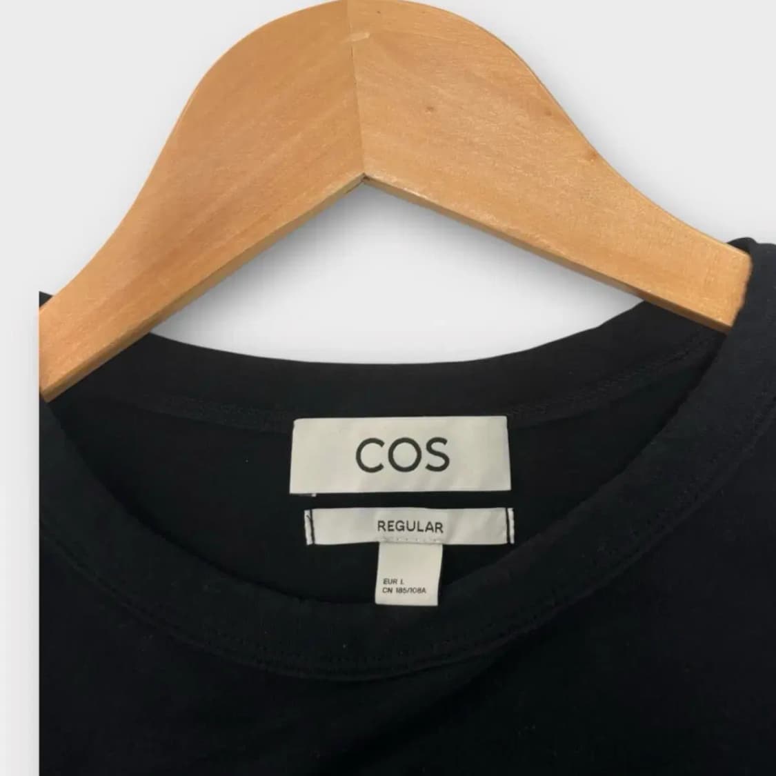 코스COS 라운드 블랙 티셔츠 L 상품이미지4