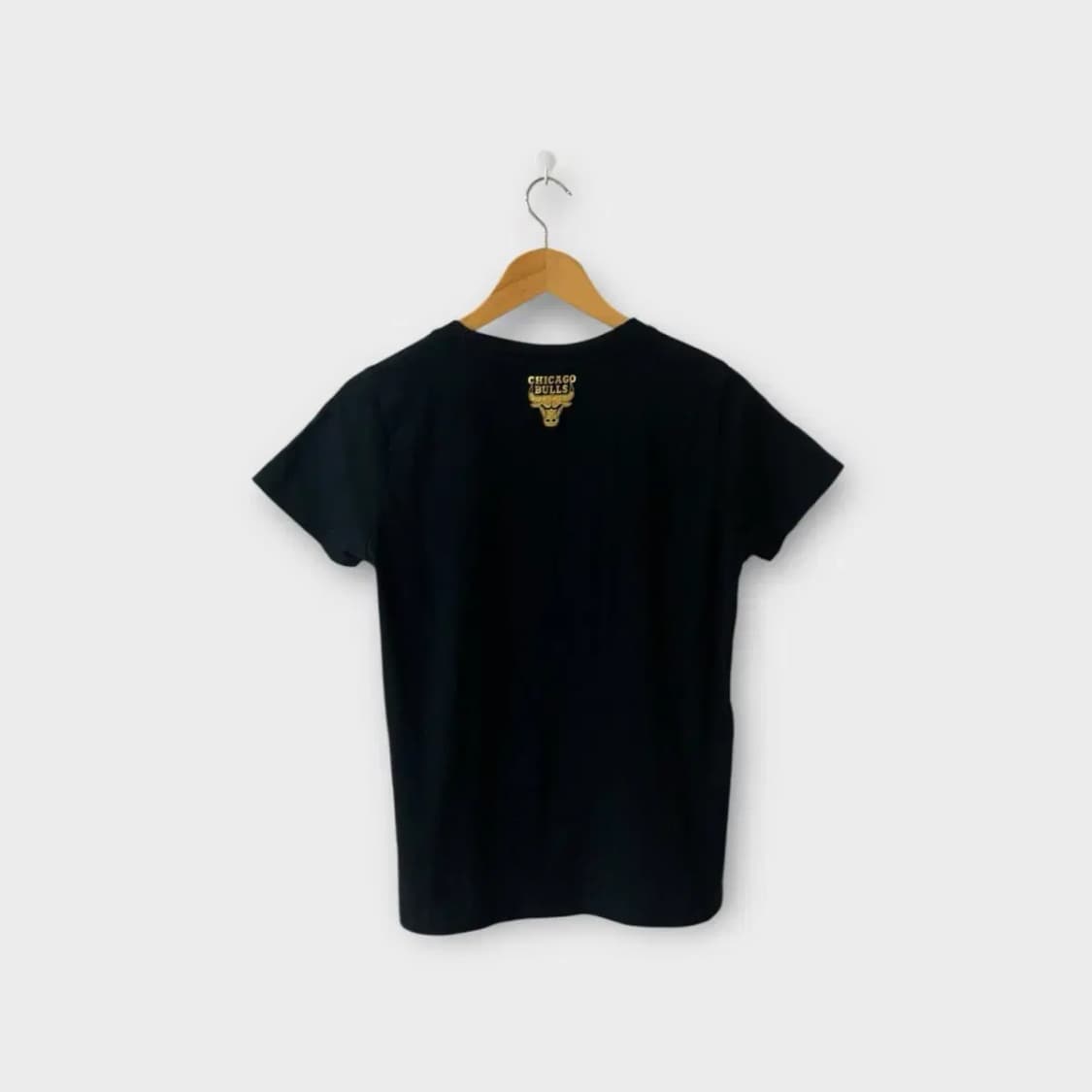 NBA Chicago Bulls 골드 그래픽 티셔츠 S 상품이미지3