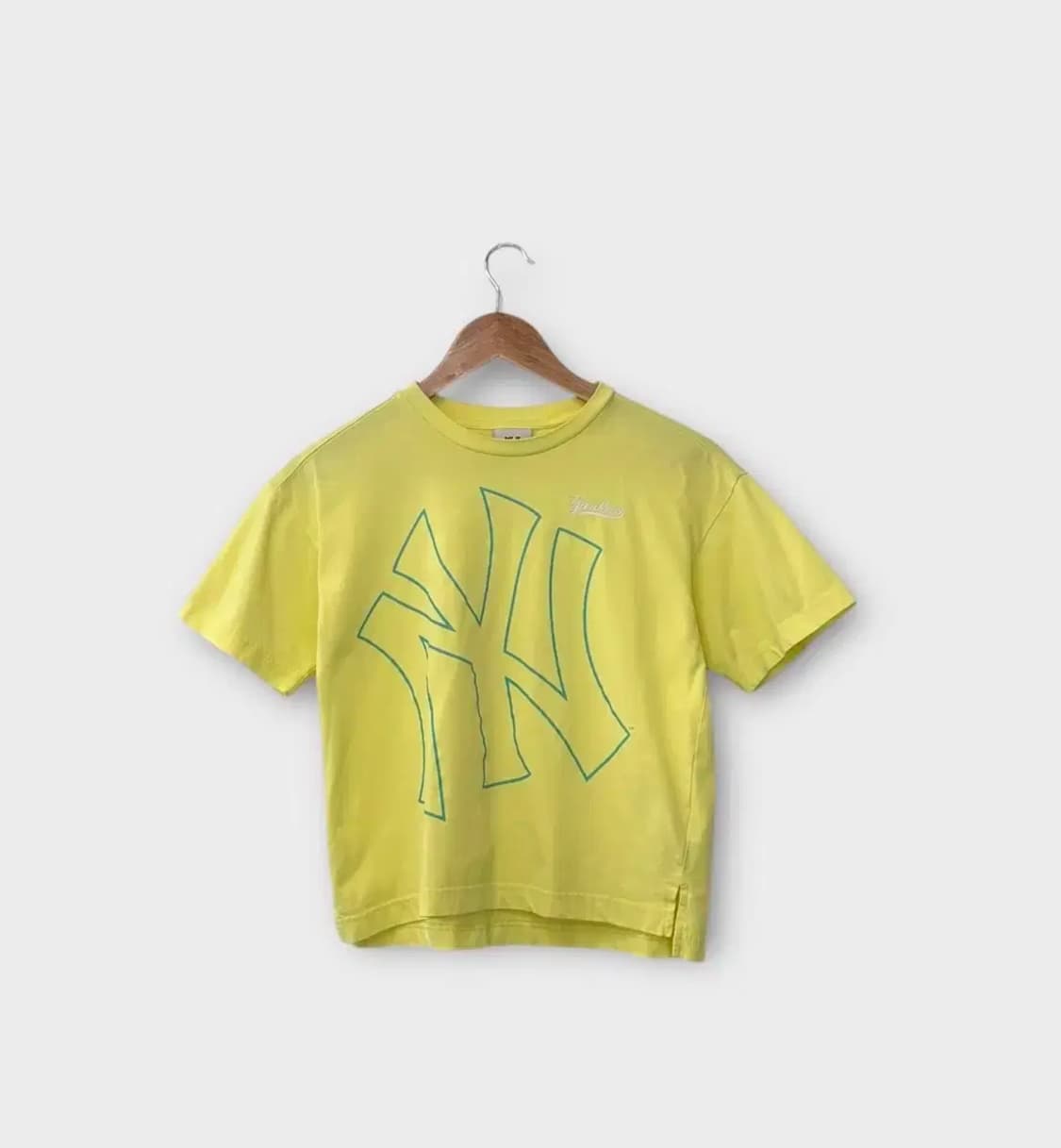 MLB 아이보리 크롭 티셔츠 XS 상품이미지1