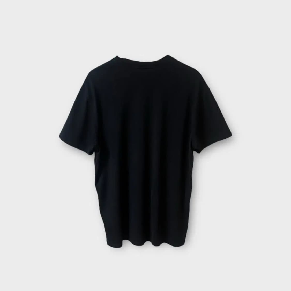 지방시 GIVENCHY 블랙 라운드티 L 상품이미지3