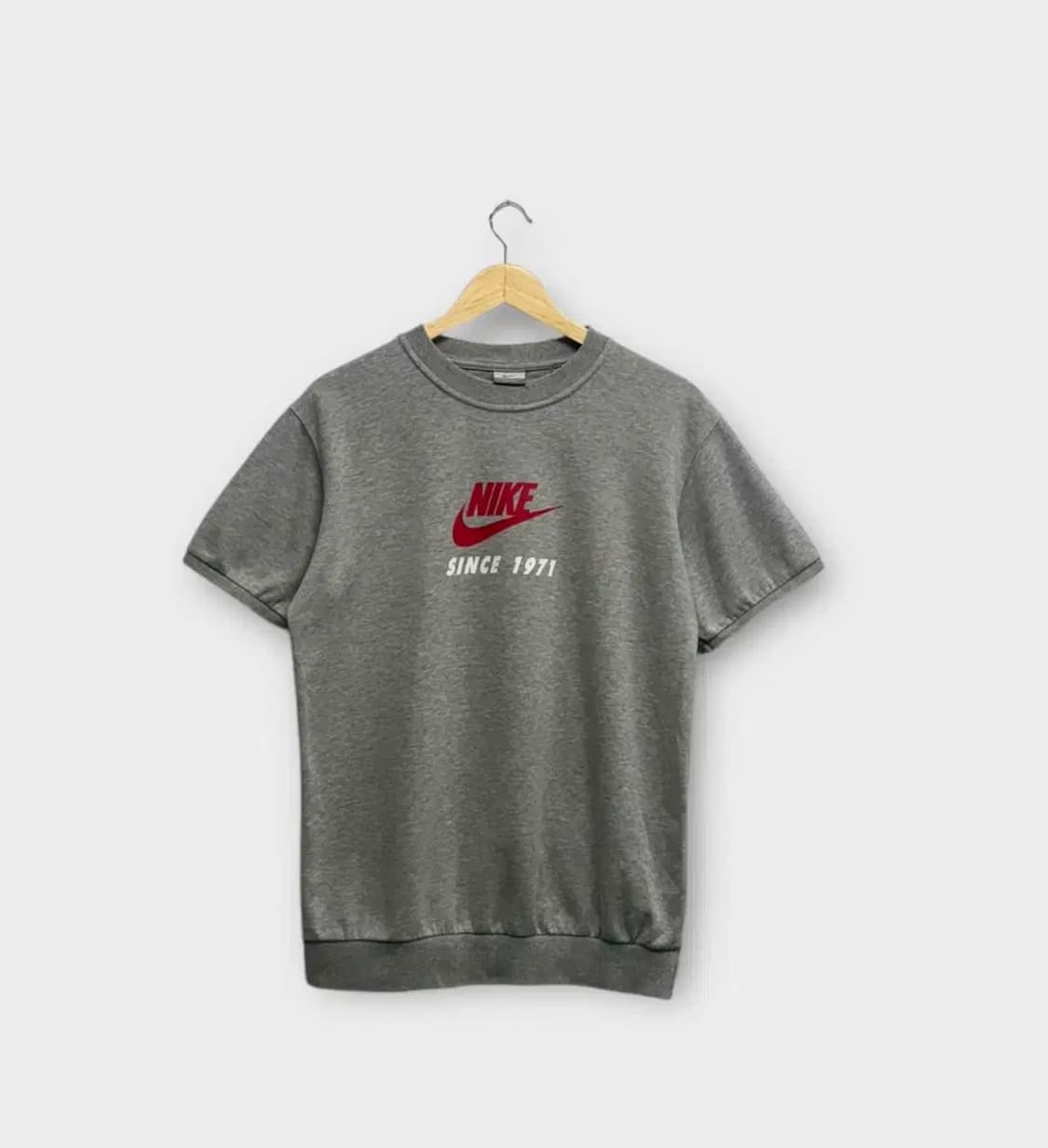 나이키 스웻셔츠 맨투맨 M 상품이미지1