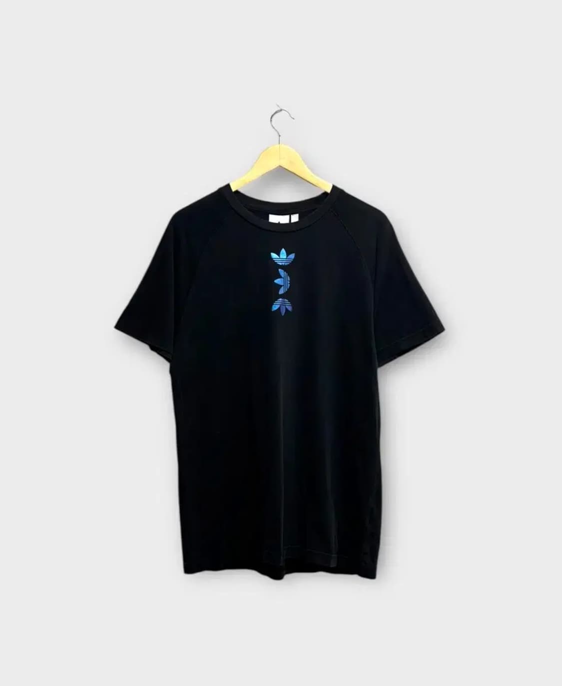 아디다스 홀로그램 반팔 M-L 상품이미지1